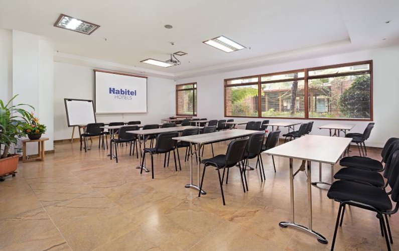 Sala de reuniones Hotel Habitel Select Bogotá