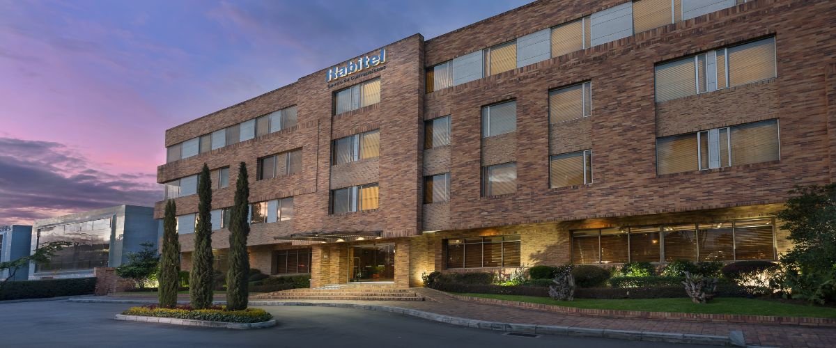 Fachada Hotel Habitel Select Bogotá
