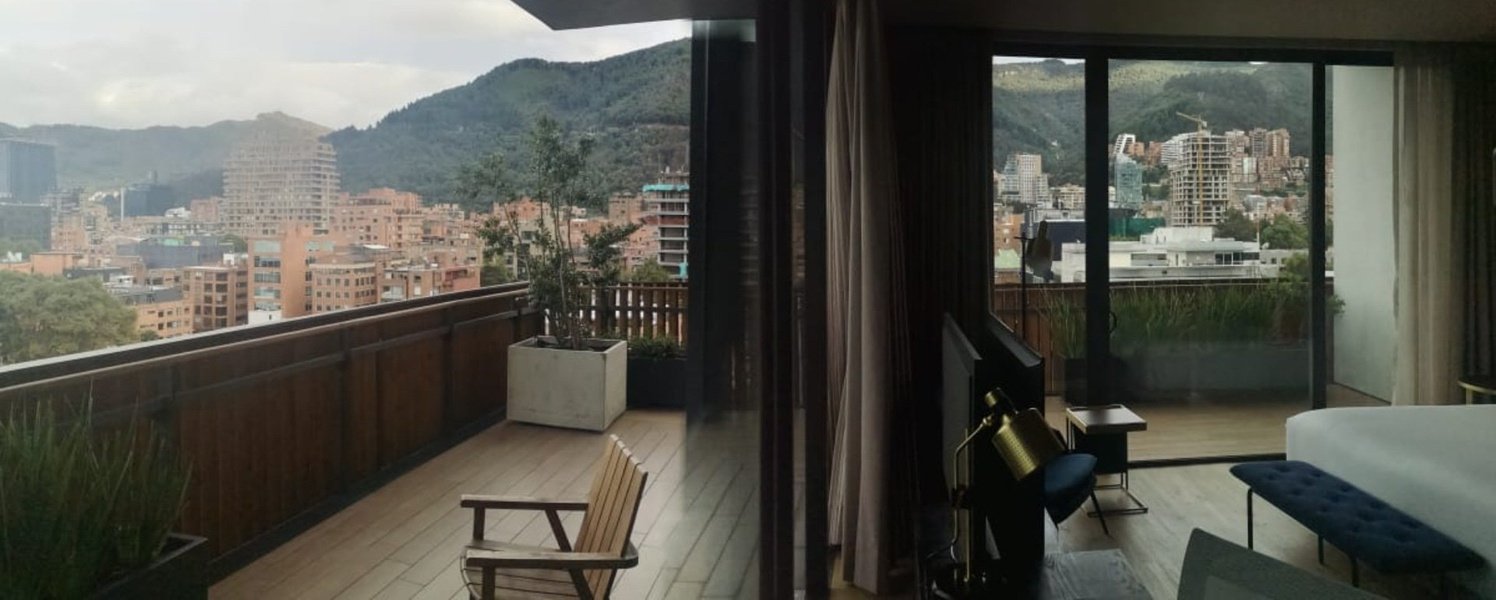 Apartasuite deluxe vista al parque de la 93 Salvio Apartasuites Bogotá Apartasuite deluxe vista al parque de la 93 Salvio Apartasuites Bogotá