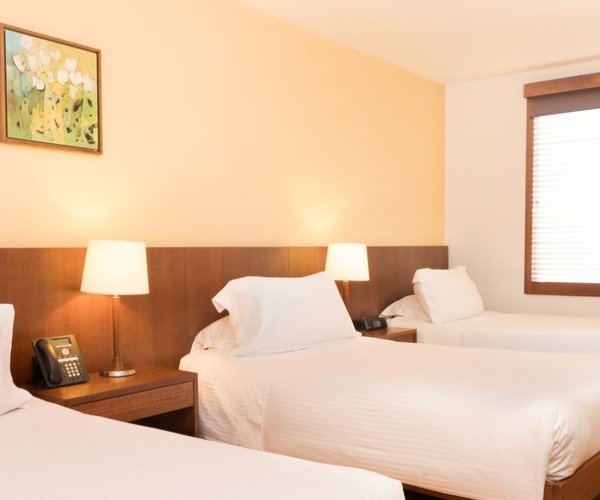 Standard triple Habitel Select Hotel Bogotá Standard triple Habitel Select Hotel Bogotá