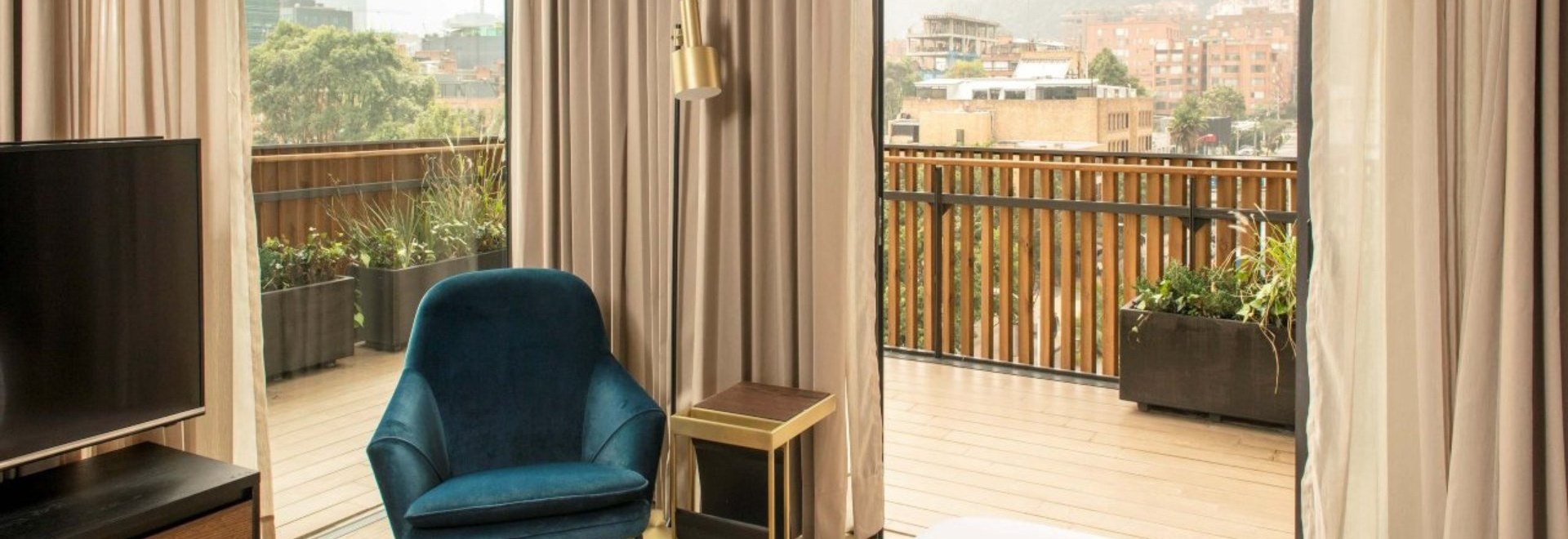 Apartasuite deluxe vista al parque de la 93 Salvio Apartasuites Bogotá Apartasuite deluxe vista al parque de la 93 Salvio Apartasuites Bogotá
